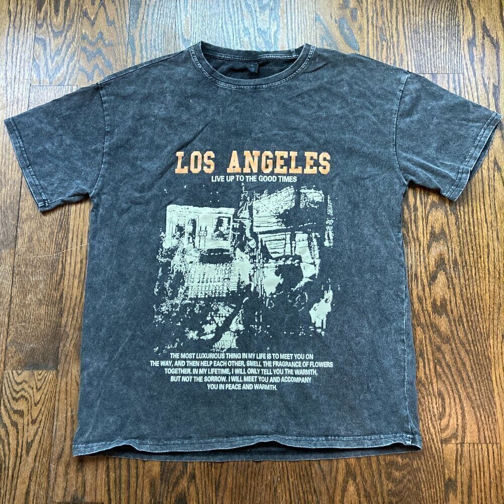 ROMWE LA oversized graphic tee UNISEX- SIZE SMALL